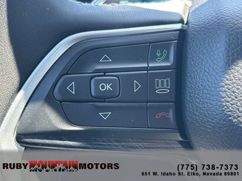Used 2022 Jeep Grand Cherokee Trailhawk AWD/4WD image 14