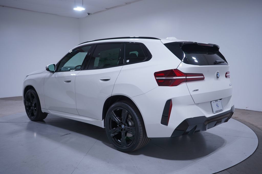 Used 2026 BMW X3 xDrive30i w/ M Sport Package AWD/4WD image 3