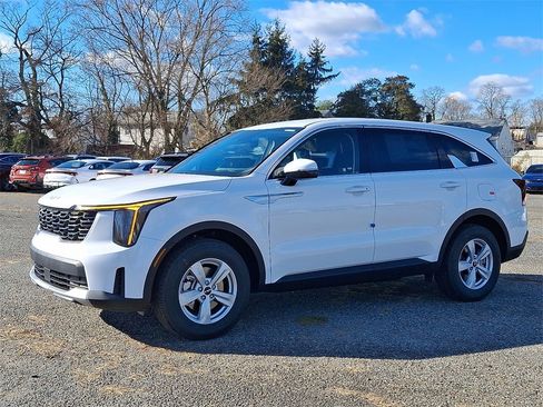 New 2026 Kia Sorento LX image 2
