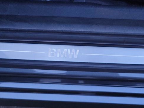 Used 2020 BMW 330i xDrive Sedan w/ Premium Package image 18