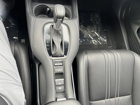 New 2027 Honda HR-V EX-L image 16