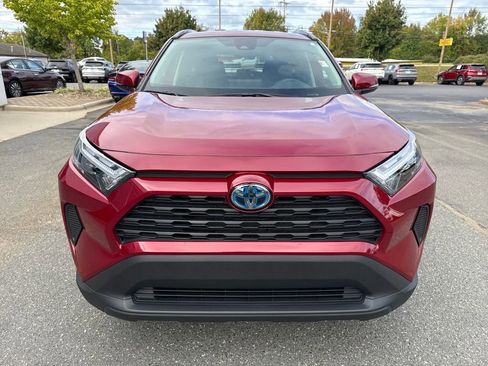 Used 2024 Toyota RAV4 XLE image 8