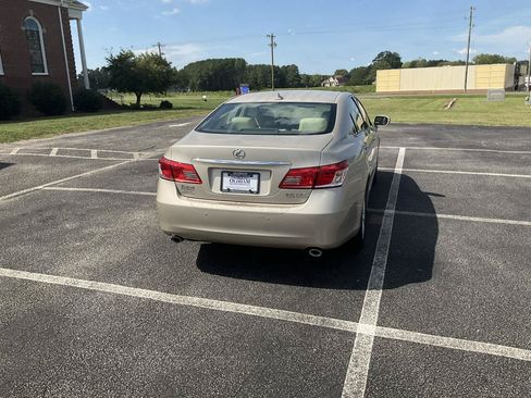 Used 2011 Lexus ES 350 FWD image 5