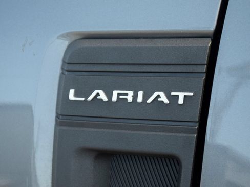 Used 2022 Ford Maverick Lariat w/ Lariat Luxury Package FWD image 19