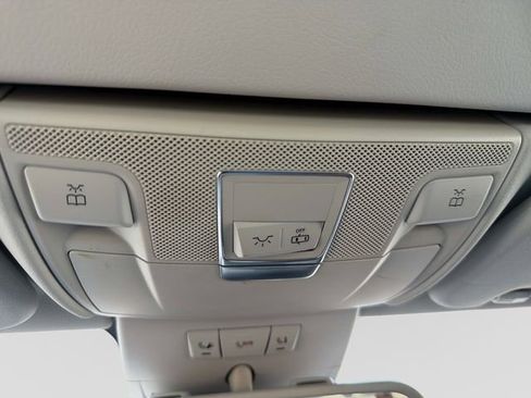 Used 2014 Mercedes-Benz SL 550 w/ Sport Wheel Package image 26