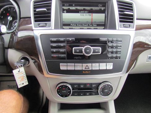 Used 2014 Mercedes-Benz ML 350 4MATIC image 21