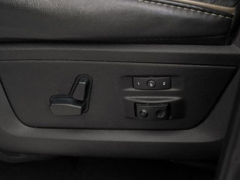 Used 2017 RAM 3500 Laramie Longhorn image 22