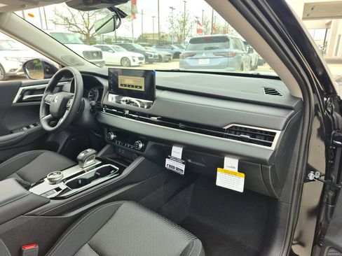 New 2026 Mitsubishi Outlander ES FWD image 22