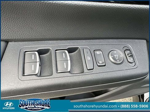 Used 2025 Honda CR-V EX-L image 18