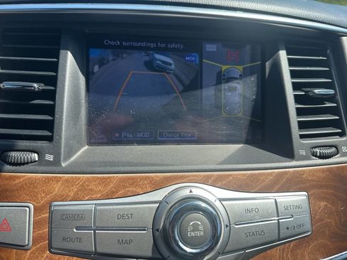 Used 2015 INFINITI QX80 Limited w/ All Season Package image 34