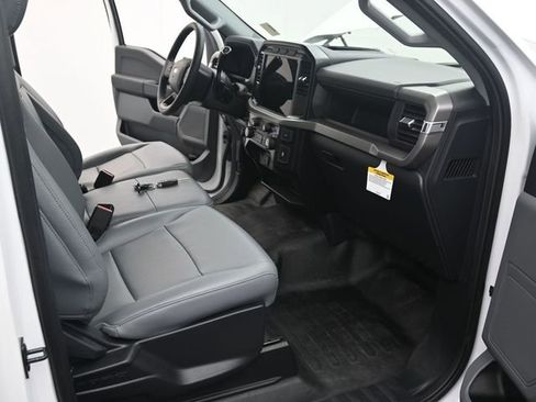 Used 2024 Ford F150 XL RWD image 17