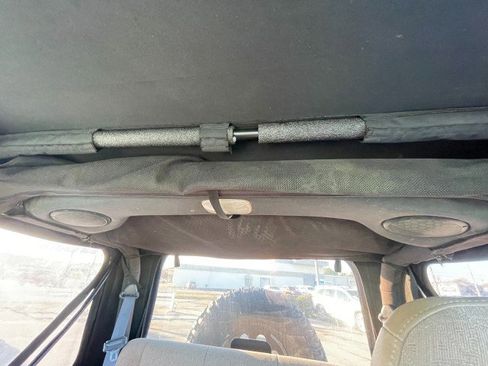 Used 2002 Jeep Wrangler X image 20