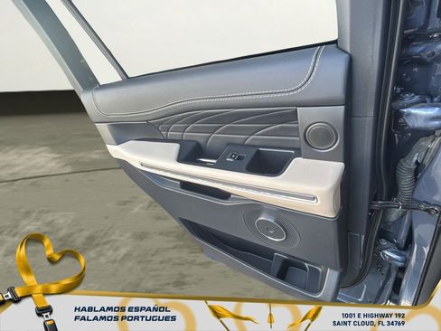 Used 2022 Ford Expedition Platinum image 35