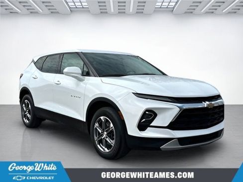 Used 2023 Chevrolet Blazer LT w/ LPO, Floor Liner Package image 1