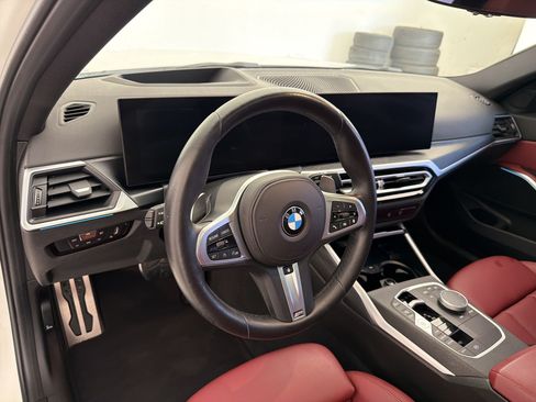 Used 2023 BMW 330i xDrive Sedan w/ M Sport Package AWD/4WD image 4