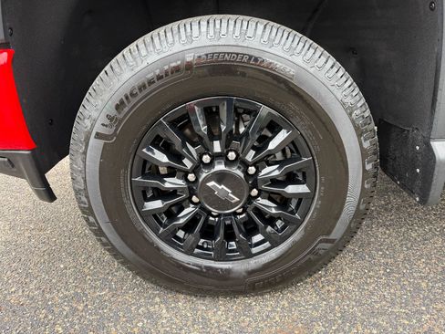 Certified 2021 Chevrolet Silverado 2500 LTZ w/ LTZ Plus Package AWD/4WD image 9