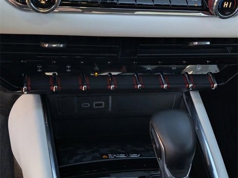 Used 2024 GMC Canyon AT4X image 18