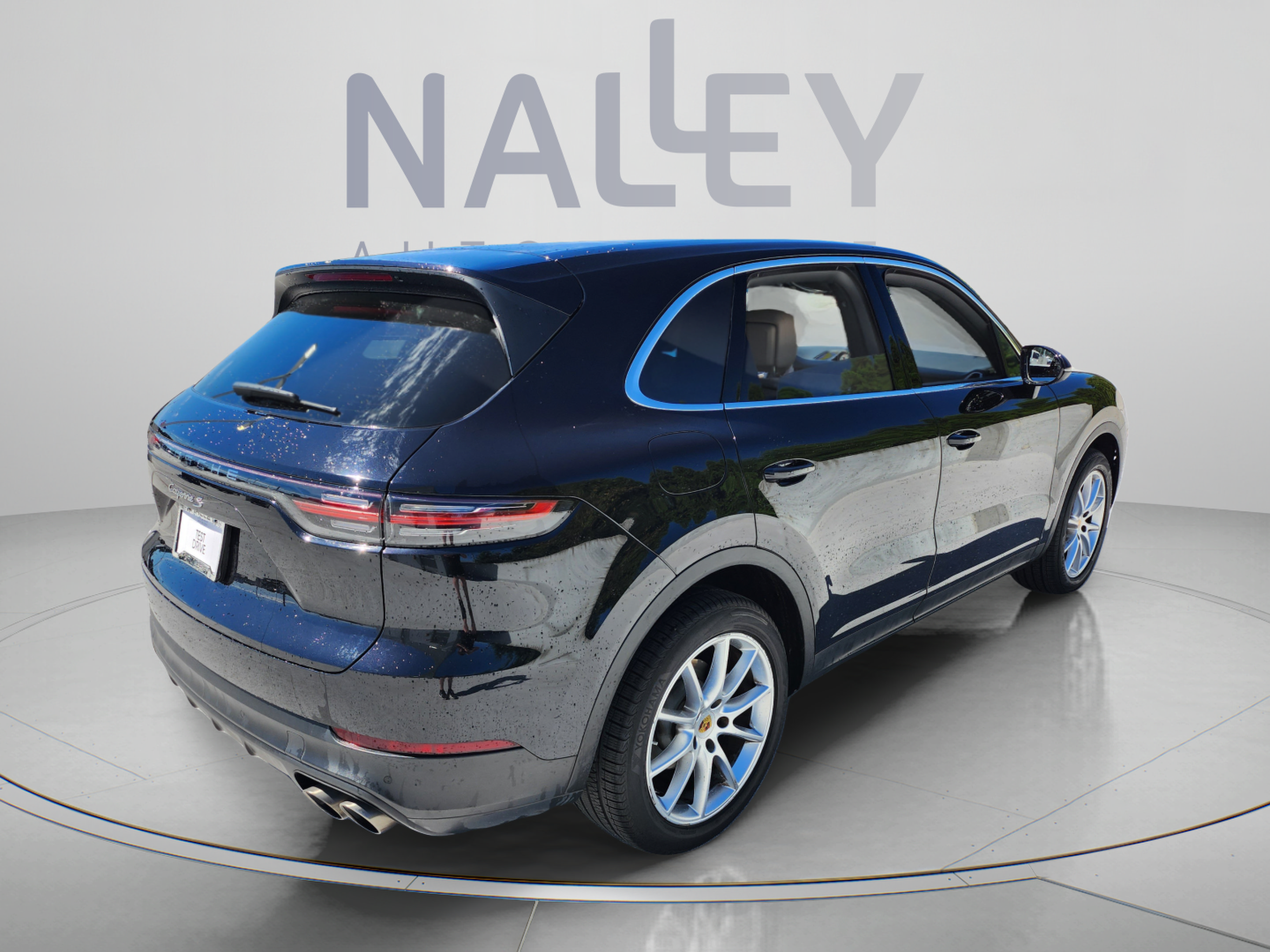 Used 2019 Porsche Cayenne S AWD/4WD image 5