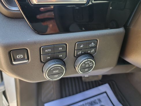 Certified 2026 Chevrolet Silverado 1500 LTZ w/ Z71 Off-Road Package AWD/4WD image 16