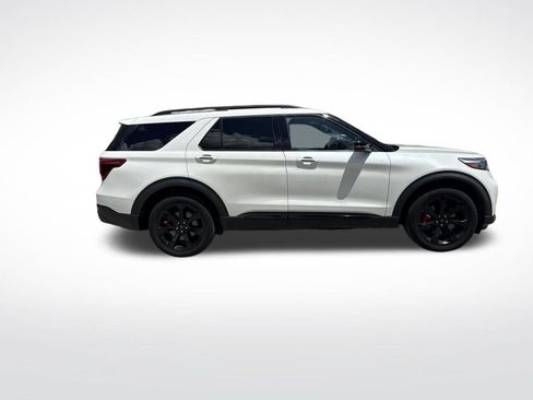 Used 2024 Ford Explorer ST w/ Equipment Group 401A AWD/4WD image 4