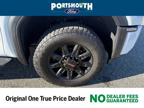 Used 2024 GMC Sierra 2500 AT4 w/ AT4 Premium Plus Package image 34