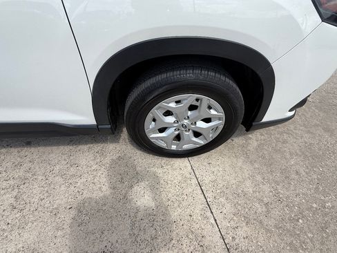 Used 2022 Subaru Forester image 12