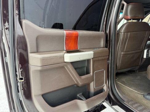 Used 2018 Ford F250 King Ranch w/ King Ranch Ultimate Package image 13