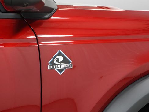 New 2026 Ford Bronco Outer Banks image 36