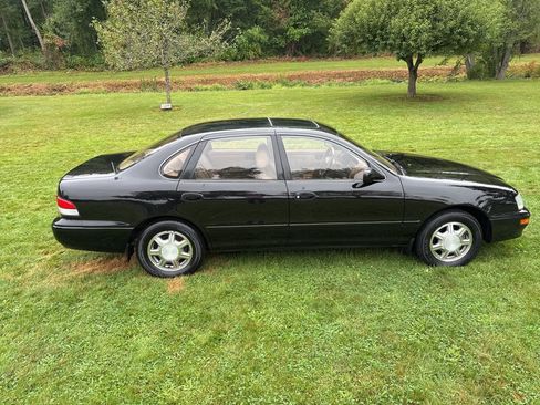 Used 1995 Toyota Avalon XLS FWD image 36