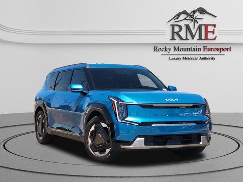Used 2024 Kia EV9 Land AWD/4WD image 1