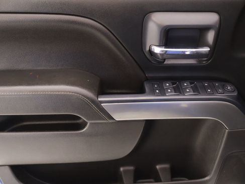 Used 2018 Chevrolet Silverado 1500 LT w/ All Star Edition image 14