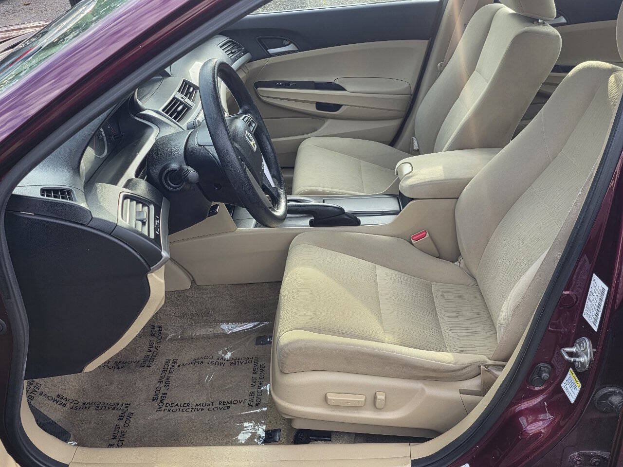 Used 2012 Honda Accord LX image 10
