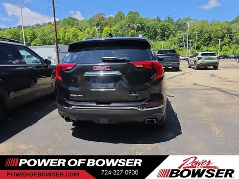 Used 2019 GMC Terrain SLT w/ Preferred Package AWD/4WD image 6