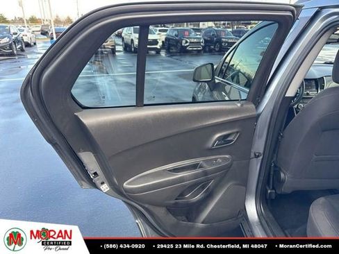 Used 2020 Chevrolet Trax LT FWD image 21