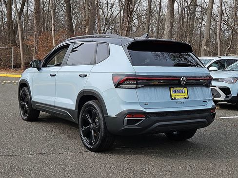 New 2026 Volkswagen Taos SE AWD/4WD image 5