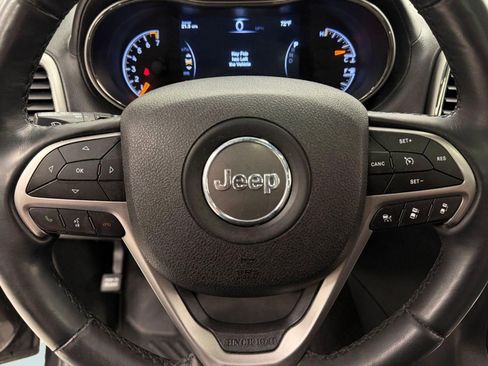 Used 2018 Jeep Grand Cherokee High Altitude AWD/4WD image 14