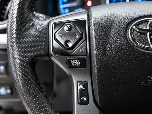 Used 2021 Toyota Tacoma TRD Sport w/ Technology Package image 24