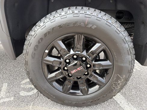 New 2026 GMC Sierra 2500 AT4 w/ AT4 Premium Plus Package AWD/4WD image 20