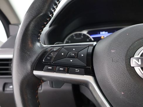 Used 2023 Nissan Altima 2.5 SR FWD image 40