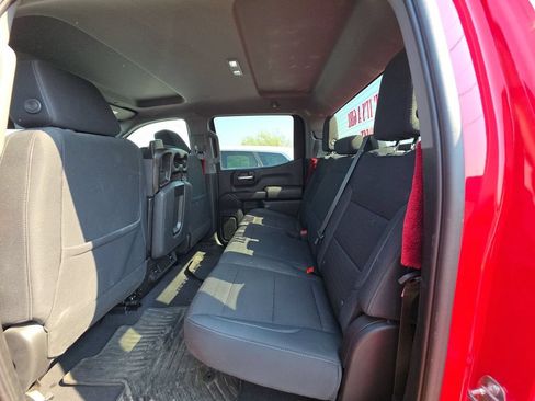 Used 2023 Chevrolet Silverado 1500 Custom AWD/4WD image 6