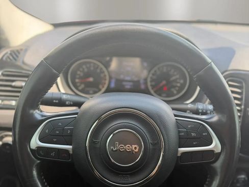 Used 2020 Jeep Compass Limited AWD/4WD image 13