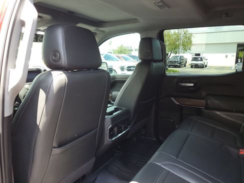 Used 2022 GMC Sierra 1500 Denali w/ Denali Premium Package AWD/4WD image 10