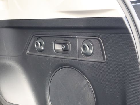 Used 2024 Subaru Forester Touring w/ POP Package 3 image 21