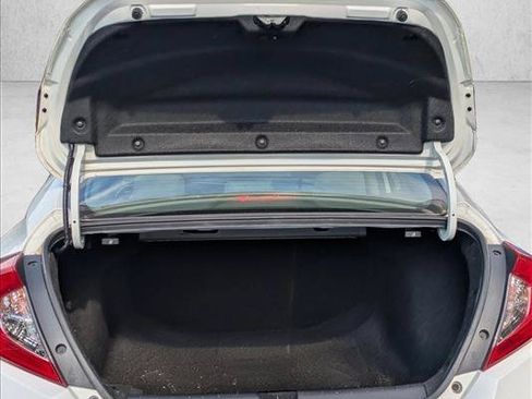 Used 2018 Honda Civic EX-T image 6