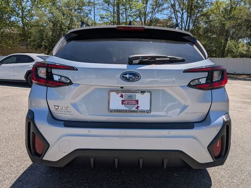 Certified 2025 Subaru Crosstrek 2.5i Limited w/ Popular Package #3A image 4