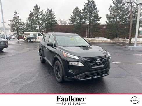 Certified 2023 Nissan Rogue SV w/ SV Premium B Package image 1