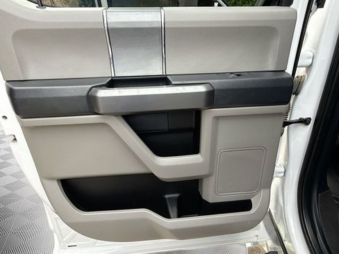 Used 2022 Ford F250 XLT w/ XLT Premium Package image 29