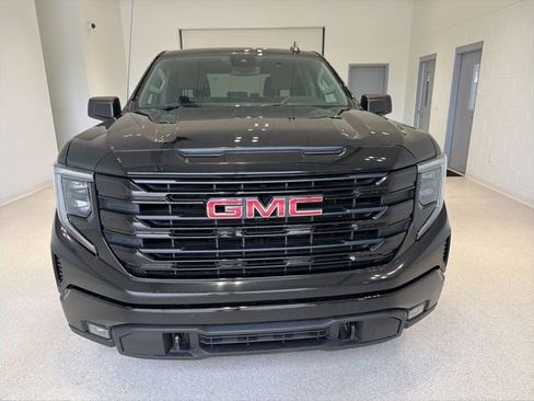 Certified 2022 GMC Sierra 1500 Elevation AWD/4WD image 2