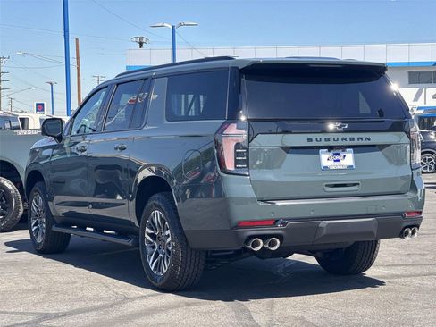 New 2026 Chevrolet Suburban Z71 w/ Z71 Off-Road Package image 7