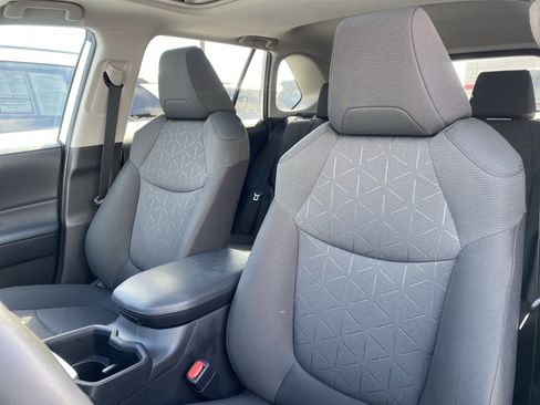 Used 2023 Toyota RAV4 XLE image 9